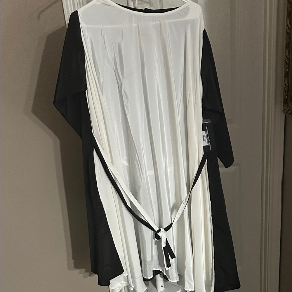 SHUN Elegant Black and White Midi Dress